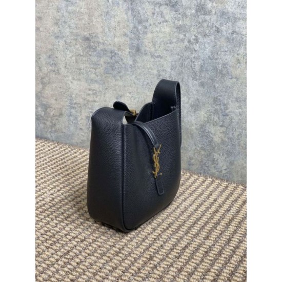 Replica YSL Saint Laurent Le 5 À 7 supple mini hobo Bag Black Fake Replica YSL Saint Laurent Le 5 À 7 supple mini hobo Bag Black Fake
