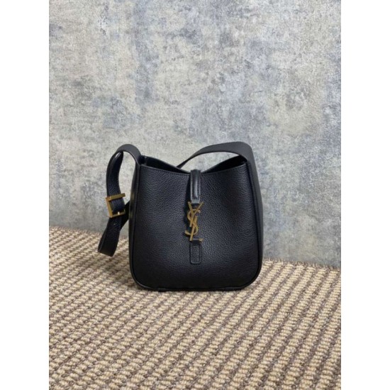 Replica YSL Saint Laurent Le 5 À 7 supple mini hobo Bag Black Fake Replica YSL Saint Laurent Le 5 À 7 supple mini hobo Bag Black Fake