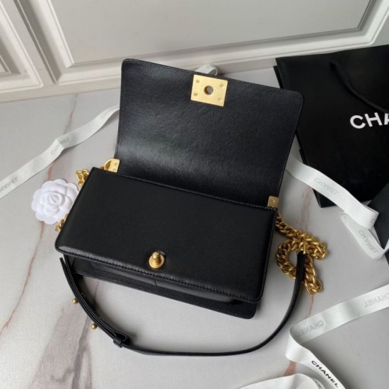 Replica Chanel Boy Flap Bag Classic A67086 Grained Calfskin With Matte Gold Hardware Black Clone