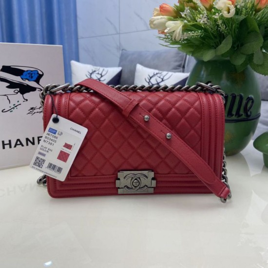Replica Chanel Boy Flap Bag Classic A67086 Grained Calfskin Gold/Silver Hardware Red Clone