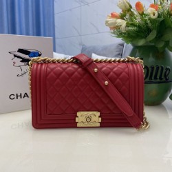 Replica Chanel Boy Flap Bag Classic A67086 Grained Calfskin Gold/Silver Hardware Red Clone