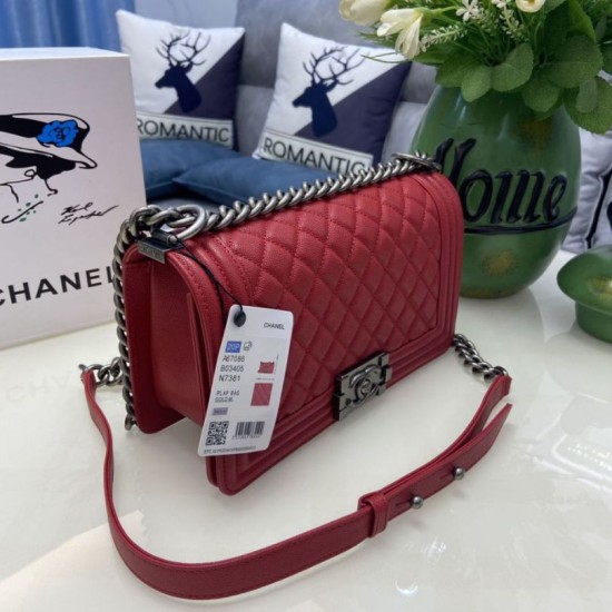 Replica Chanel Boy Flap Bag Classic A67086 Grained Calfskin Gold/Silver Hardware Red Clone