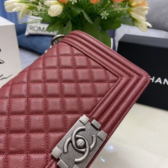 Replica Chanel Boy Flap Bag Classic A67086 Grained Calfskin Gold/Silver Hardware Burgundy Clone