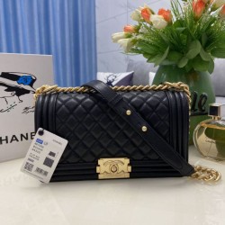 Replica Chanel Boy Flap Bag Classic A67086 Grained Calfskin Gold/Silver Hardware Black Clone
