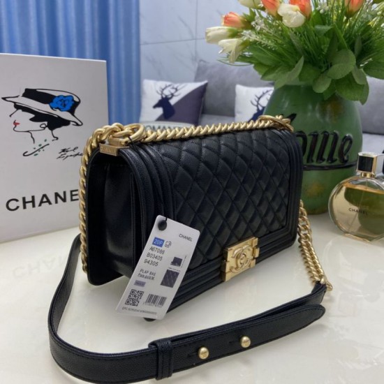 Replica Chanel Boy Flap Bag Classic A67086 Grained Calfskin Gold/Silver Hardware Black Clone