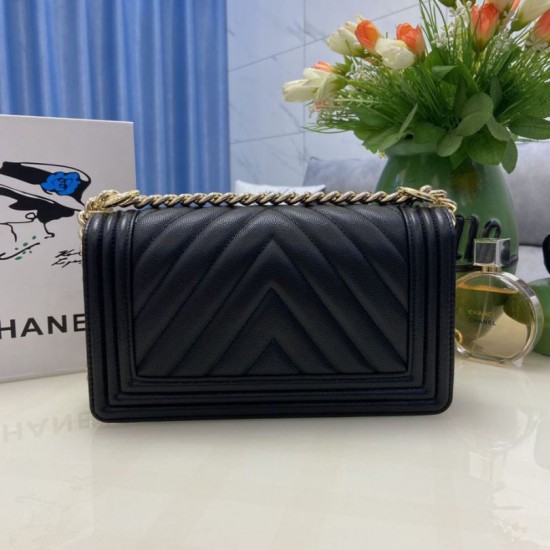 Replica Chanel Boy Flap Chevron Bag  A67086 Grained Calfskin Gold Hardware Black Clone