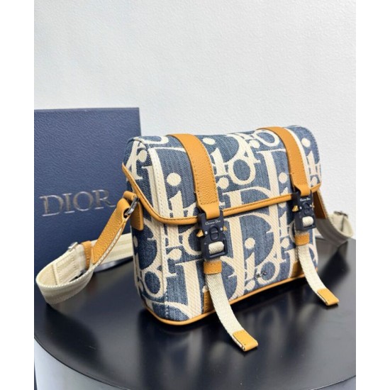 Replica Dior Hit The Road flap Messenger Bag Dior Oblique denim jacquard Blue Clone Replica Dior Hit The Road flap Messenger Bag Dior Oblique denim jacquard Blue Clone