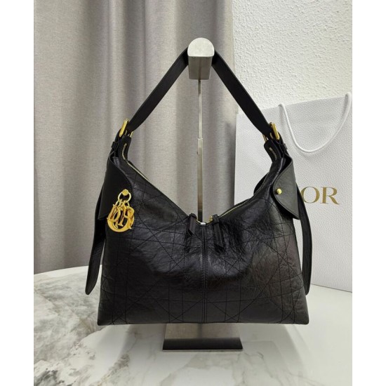 Replica Dior Small/Large Voyage Flat Half Moon Macrocannage Bag Black Clone Replica Dior Small/Large Voyage Flat Half Moon Macrocannage Bag Black Clone