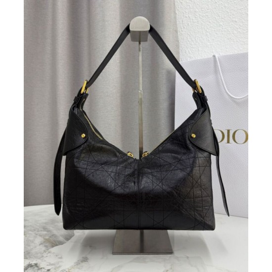 Replica Dior Small/Large Voyage Flat Half Moon Macrocannage Bag Black Clone Replica Dior Small/Large Voyage Flat Half Moon Macrocannage Bag Black Clone