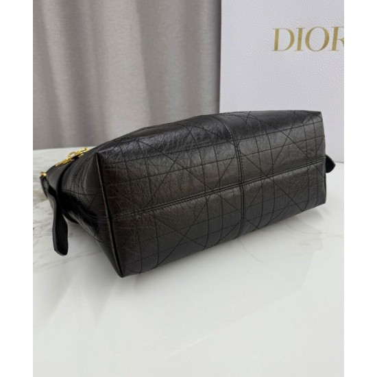 Replica Dior Small/Large Voyage Flat Half Moon Macrocannage Bag Black Clone Replica Dior Small/Large Voyage Flat Half Moon Macrocannage Bag Black Clone
