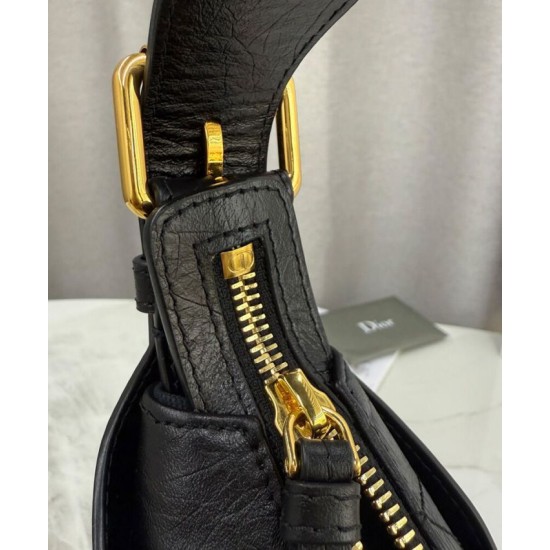 Replica Dior Small/Large Voyage Flat Half Moon Macrocannage Bag Black Clone Replica Dior Small/Large Voyage Flat Half Moon Macrocannage Bag Black Clone