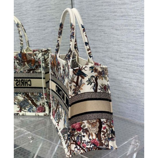 Fake Christian Dior Medium Dior Book Tote Cream Replica Replica Christian Dior Medium Dior Book Tote Cream