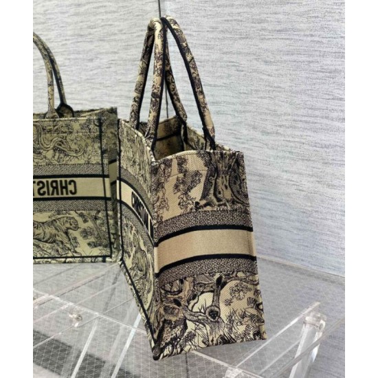 Fake Christian Dior Medium Dior Book Tote Cream Replica Replica Christian Dior Medium Dior Book Tote Cream