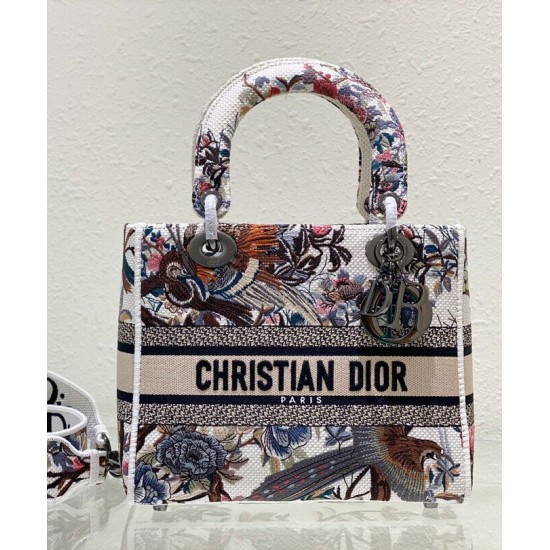 Replica Christian Dior Medium Lady D-Lite Bag White Replica Christian Dior Medium Lady D-Lite Bag White