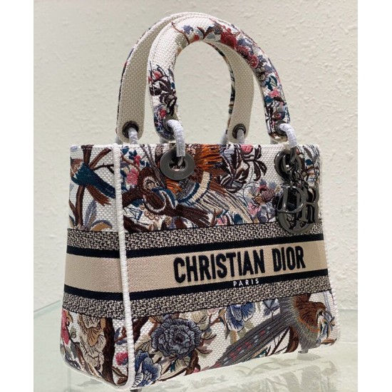 Replica Christian Dior Medium Lady D-Lite Bag White Replica Christian Dior Medium Lady D-Lite Bag White