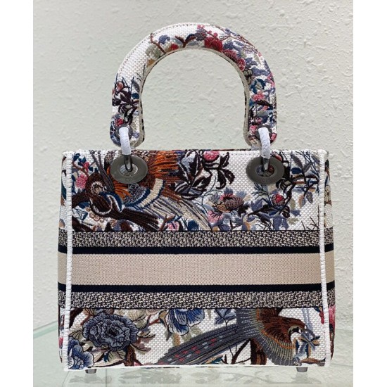 Replica Christian Dior Medium Lady D-Lite Bag White Replica Christian Dior Medium Lady D-Lite Bag White