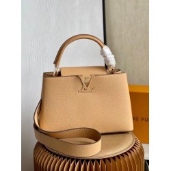 Replica Louis Vuitton Capucines MM Bag In Taurillon Leather M59227