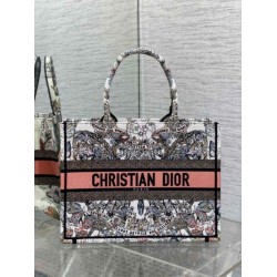 Fake Dior Medium Book Tote Bag Butterfly Around The World Embroidery Replica Replica Dior Medium Book Tote Bag Butterfly Around The World Embroidery