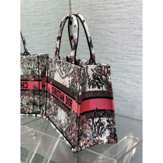 Replica Dior Medium Book Tote Bag Dior 4 Saisons Printemps Soleil Embroidery Replica Dior Medium Book Tote Bag Dior 4 Saisons Printemps Soleil Embroidery