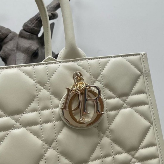 Replica Dior Medium Book Tote Bag with Strap White Macrocannage Calfskin Replica Dior Medium Book Tote Bag with Strap White Macrocannage Calfskin