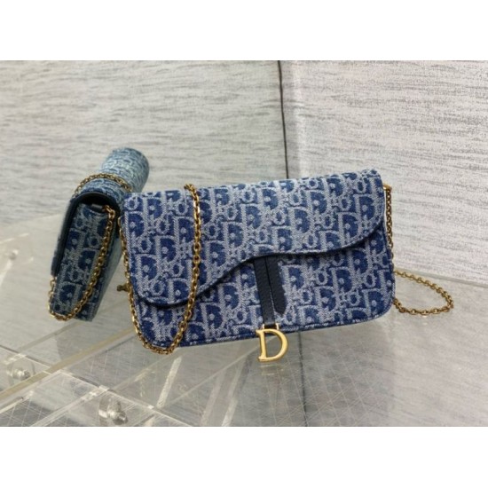 Replica Dior Saddle Chain Pouch Blue Denim Oblique Jacquard Replica Dior Saddle Chain Pouch Blue Denim Oblique Jacquard