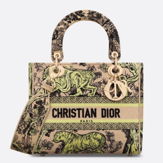 Replica Dior Dioriviera Lady D-Lite Medium Bag Raffia with Lime Toile de Jouy Sauvage Embroidery Replica Dior Dioriviera Lady D-Lite Medium Bag Raffia with Lime Toile de Jouy Sauvage Embroidery