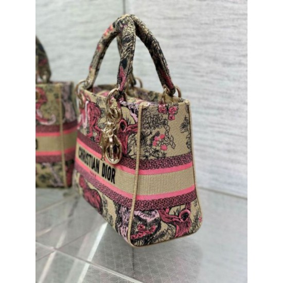 Replica Dior Dioriviera Lady D-Lite Medium Bag Raffia with Pink Toile de Jouy Sauvage Embroidery Fake Dior Dioriviera Lady D-Lite Medium Bag Raffia with Pink Toile de Jouy Sauvage Embroidery Replica