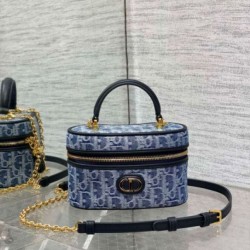 Replica Dior 30 Montaigne Mini Vanity Case Blue Denim Oblique Jacquard