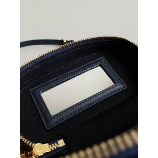 Replica Dior 30 Montaigne Mini Vanity Case Blue Oblique Jacquard Replica Dior 30 Montaigne Mini Vanity Case Blue Oblique Jacquard