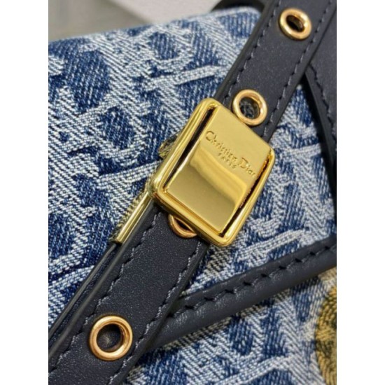 Replica Dior 30 Montaigne East-West Bag with Chain Blue Denim Oblique Jacquard