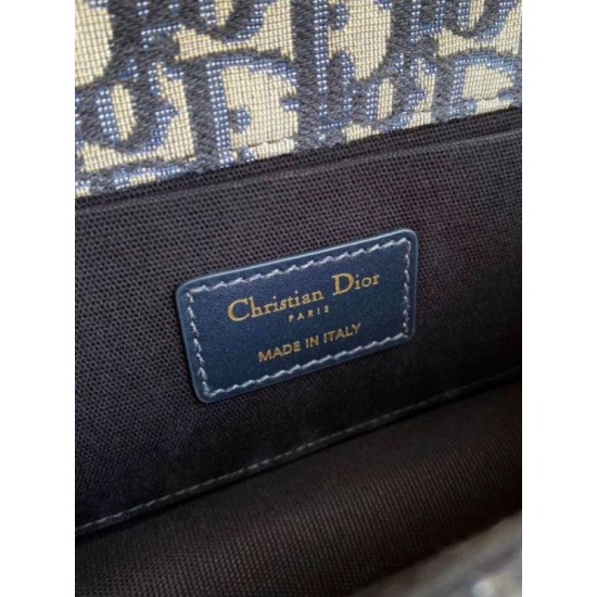Fake Dior 30 Montaigne East-West Bag with Chain Blue Oblique Jacquard Replica Replica Dior 30 Montaigne East-West Bag with Chain Blue Oblique Jacquard