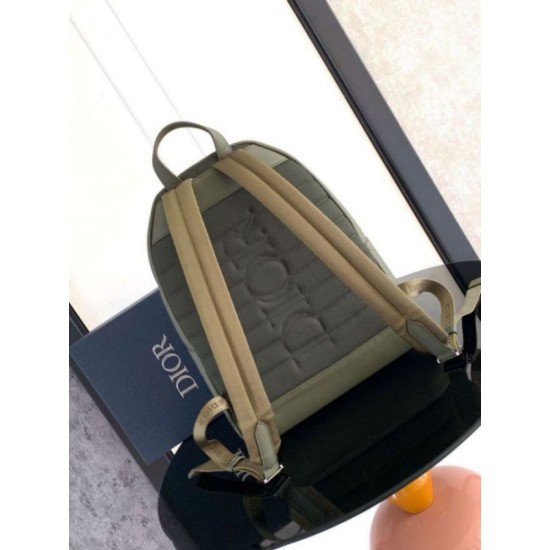 Replica Dior Rider 2.0 Zipped Backpack Khaki Gravity Leather Replica Dior Rider 2.0 Zipped Backpack Khaki Gravity Leather