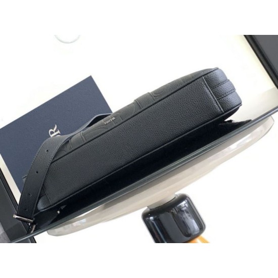 Replica Dior Zipped Briefcase Black Gravity Leather Replica Dior Zipped Briefcase Black Gravity Leather