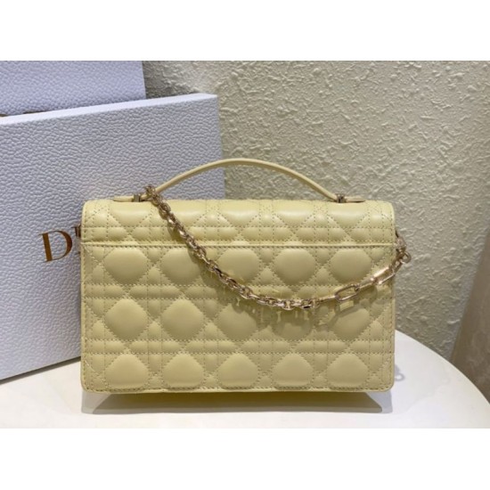 Replica Dior Miss Dior Top Handle Bag Pastel Yellow Cannage Lambskin Replica Dior Miss Dior Top Handle Bag Pastel Yellow Cannage Lambskin