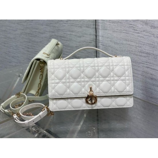 Replica Dior Miss Dior Top Handle Bag White Cannage Lambskin Replica Dior Miss Dior Top Handle Bag White Cannage Lambskin