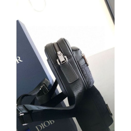 Replica Dior Mini Rider 2.0 Zipped Messenger Bag Black Oblique with Black Leather Replica Dior Mini Rider 2.0 Zipped Messenger Bag Black Oblique with Black Leather