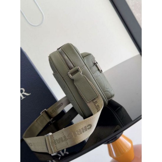 Replica Dior Rider 2.0 Zipped Messenger Bag Khaki Gravity Leather Fake Dior Rider 2.0 Zipped Messenger Bag Khaki Gravity Leather Replica