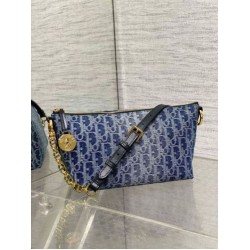 Replica Dior Diorstar Hobo Bag with Chain Blue Denim Oblique Jacquard Replica Dior Diorstar Hobo Bag with Chain Blue Denim Oblique Jacquard