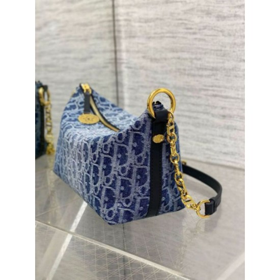 Replica Dior Diorstar Hobo Bag with Chain Blue Denim Oblique Jacquard Replica Dior Diorstar Hobo Bag with Chain Blue Denim Oblique Jacquard