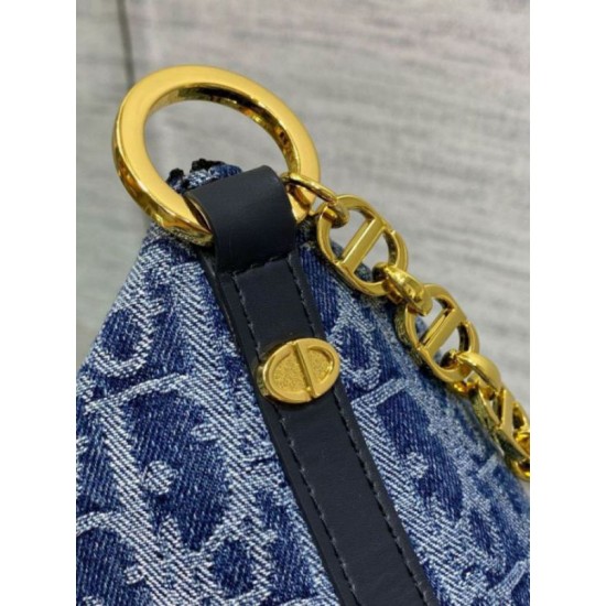 Replica Dior Diorstar Hobo Bag with Chain Blue Denim Oblique Jacquard Replica Dior Diorstar Hobo Bag with Chain Blue Denim Oblique Jacquard