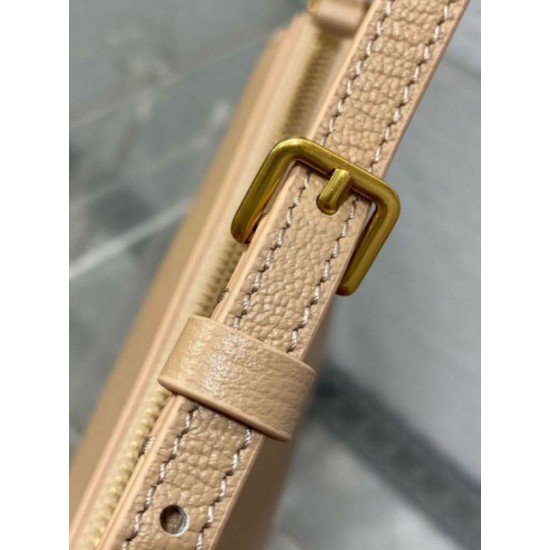 Replica Dior Saddle Rodeo Pouch Biscuit Goatskin Replica Dior Saddle Rodeo Pouch Biscuit Goatskin