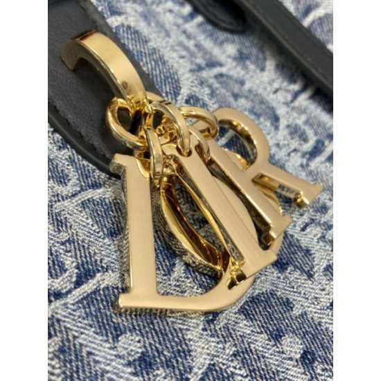 Replica Dior Toujours Medium Bag Blue Denim Oblique Jacquard Fake Dior Toujours Medium Bag Blue Denim Oblique Jacquard Replica