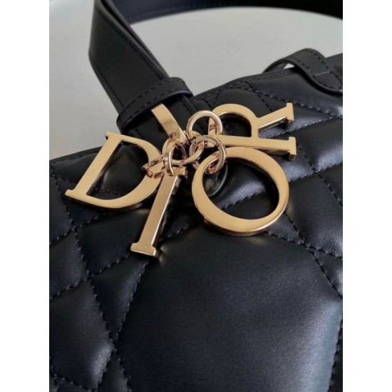Replica Dior Toujours Large Bag Black Macrocannage Calfskin Replica Dior Toujours Large Bag Black Macrocannage Calfskin