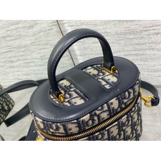 Replica Dior Small CD Signature Vanity Case Blue Oblique Jacquard Fake Dior Small CD Signature Vanity Case Blue Oblique Jacquard Replica