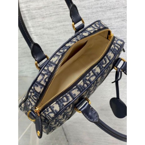 Replica Dior D-Vibe Bowling Medium Bag Blue Oblique Jacquard Replica Dior D-Vibe Bowling Medium Bag Blue Oblique Jacquard