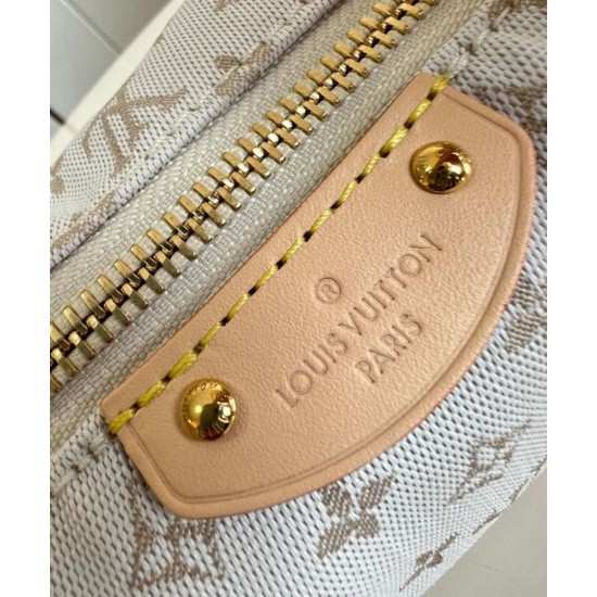 Replica Louis Vuitton Hills Pochette Monogram Polyamide M12433 Fake Louis Vuitton Hills Pochette Monogram Polyamide M12433 Replica