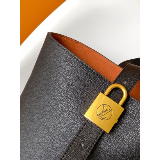 Replica Louis Vuitton Low Key Cabas MM Bag Black M25341 Replica Louis Vuitton Low Key Cabas MM Bag Black M25341