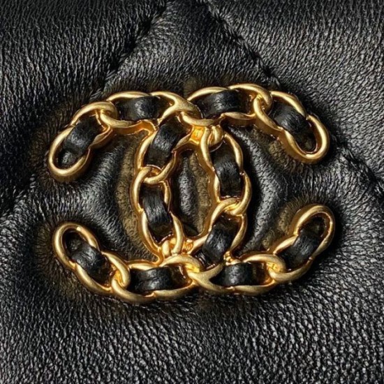 Replica Chanel 19 Clutch With Chain Black AP3763