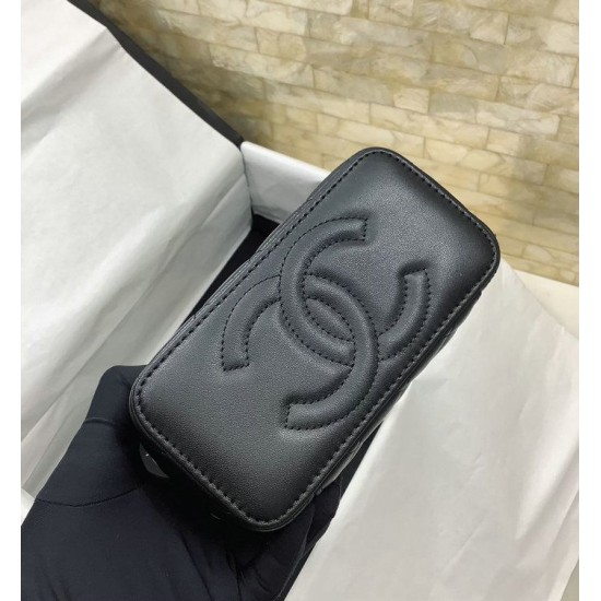 Replica Chanel Clutch with Chain Black AP2303
