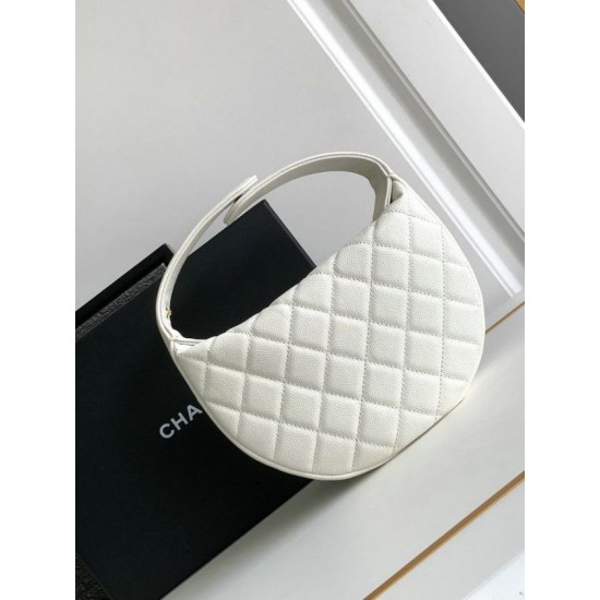 Replica Chanel Grained Calfskin Pouch White AP3943
